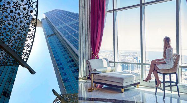 ‘Brunch In The Clouds’ Is Back At The World’s Highest Suspended Hotel Suite In Abu Dhabi!